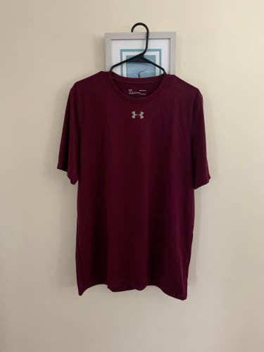 New Washington College Men's Under Armour Shirt