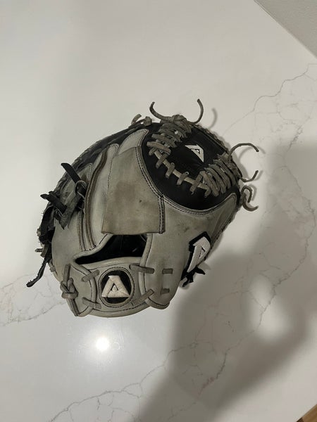 Akadema 32.5” Praying Mantis Series Catcher's Mitt