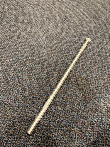 Brand New Silver STX Sc-Ti R Shaft