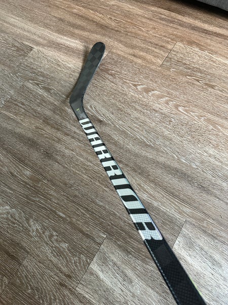 Warrior Alpha LX2 Strick Composite Stick - Intermediate – Proline Skates