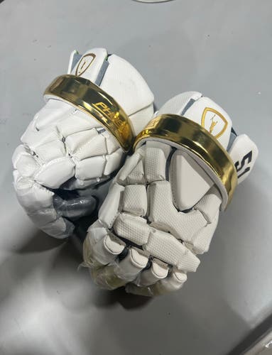 Pat Kavanagh Gloves