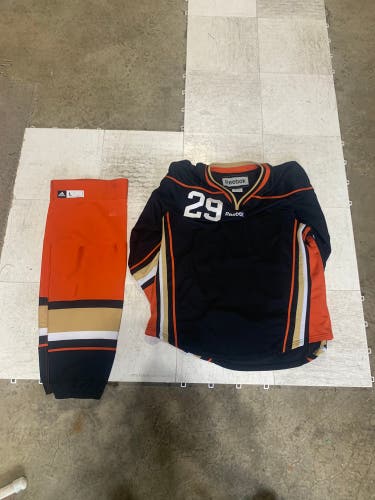 Anaheim Ducks XL Reebok Jersey + Socks