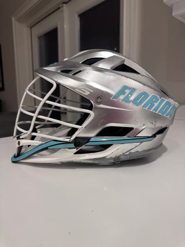 Player's Cascade S Helmet