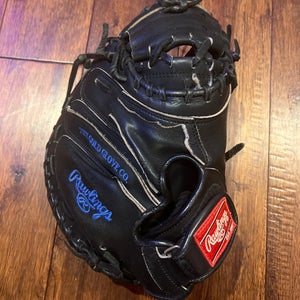 Right Hand Throw 32.5" Baseball Glove