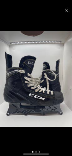 Used CCM Regular Width Size 8 Super Tacks 9350 Inline Skates