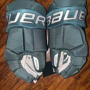 Bauer 14" Pro Stock Vapor Team Gloves