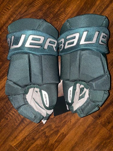 Bauer 14" Green Pro Stock Vapor Team Gloves