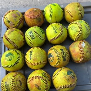 Softball ball lot