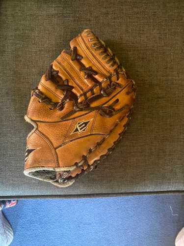 First Base 11" Baseball Glove