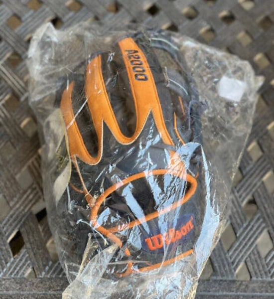 2007 Miguel Cabrera Signed Professional Model Wilson A2000 Glove