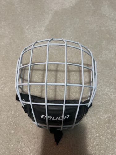 New Medium Bauer Full Cage Profile II Facemask