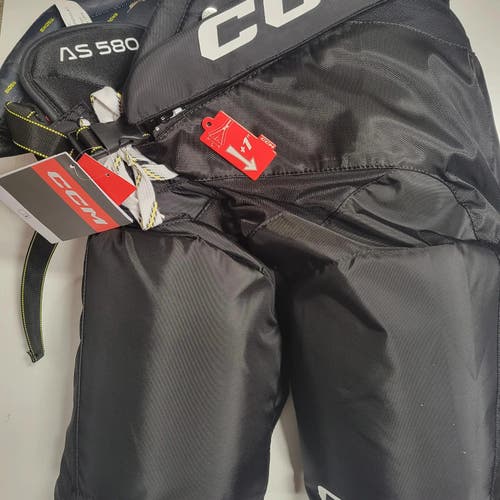 New Black Senior Large CCM Tacks AS 580 Hockey Pants