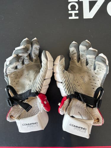 Used Player's Under Armour 13" Engage 2 Lacrosse Gloves