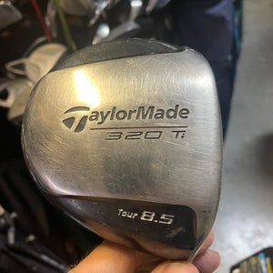 Taylormade driver 320ti Tour 8.5 In Right Handed graphite shaft