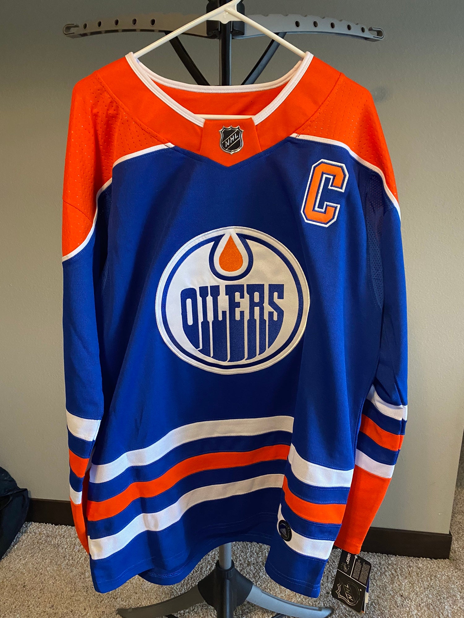 NEW* Connor McDavid Oilers Alternate NHL Jersey Size L 52