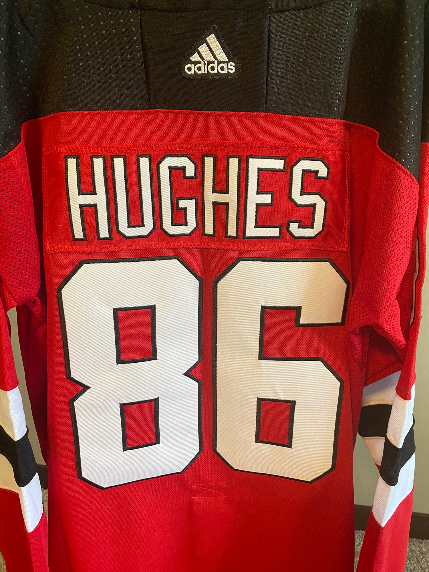 Jack Hughes New Jersey Devils hockey Jersey size 52