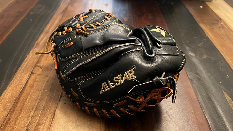 2022 Catcher's 33.5" CM3000BK Baseball Glove