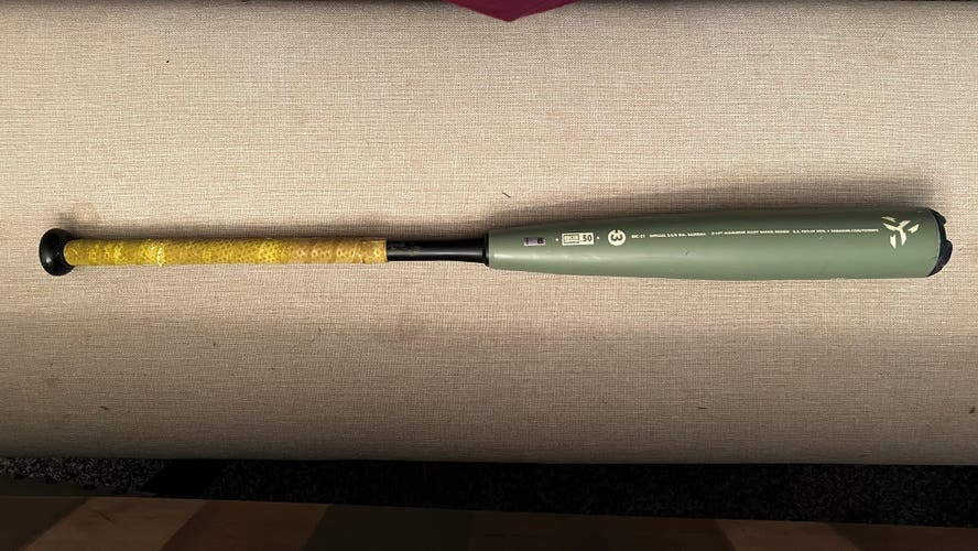 Demarini The Goods Bat (-3) 30 oz 33"