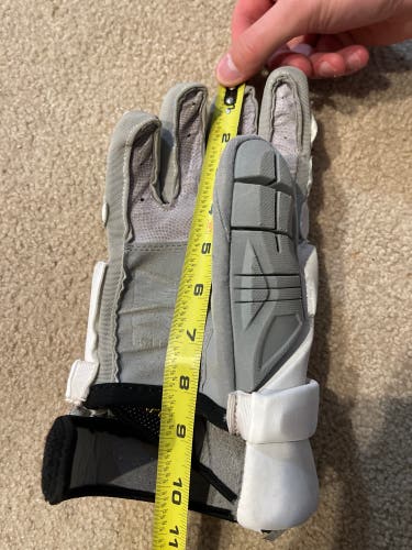 Used Player's Nike  Vapor Lacrosse Gloves