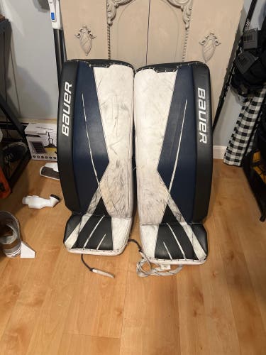 33" Bauer  Supreme 3S Goalie Leg Pads
