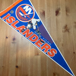 NY Islanders pennant