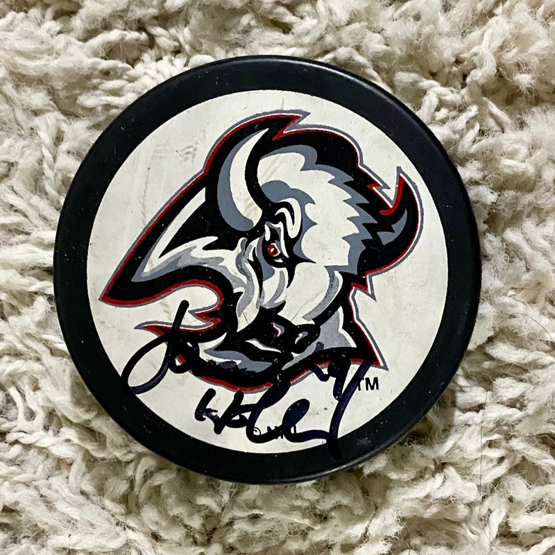 Autographed Buffalo Sabres Marine Midland Arena Vintage Hockey Puck *RARE