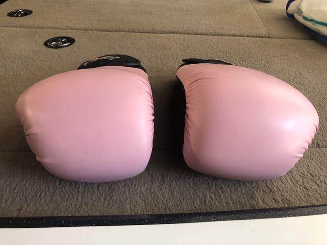 Century Kick Boxing Gloves