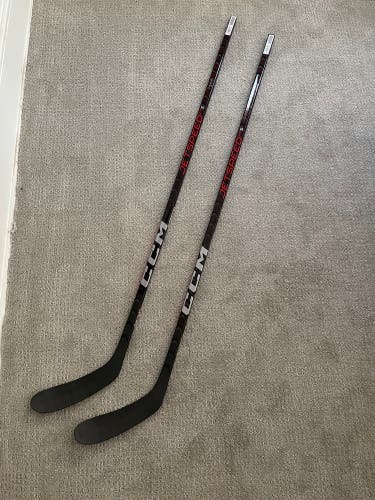 2 PACK New Senior CCM Right Handed Jetspeed FT5 Hockey Stick P28
