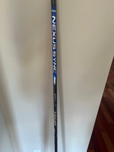 Senior Right Handed P28M Pro Stock Nexus Sync Hockey Stick