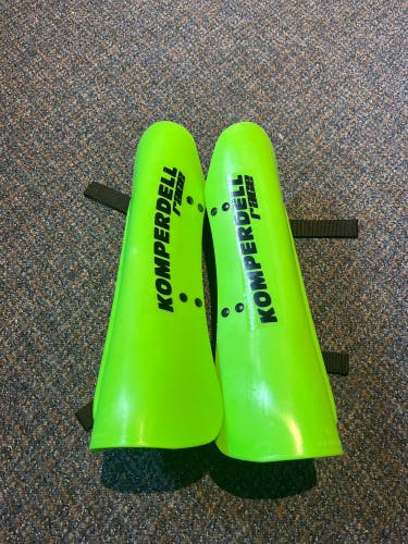 Shin Guards Used Medium/Large Komperdell Shin Guard
