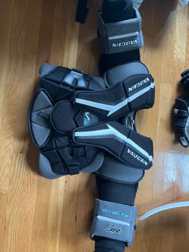 Used Large Vaughn  Velocity V9 Goalie Chest Protector