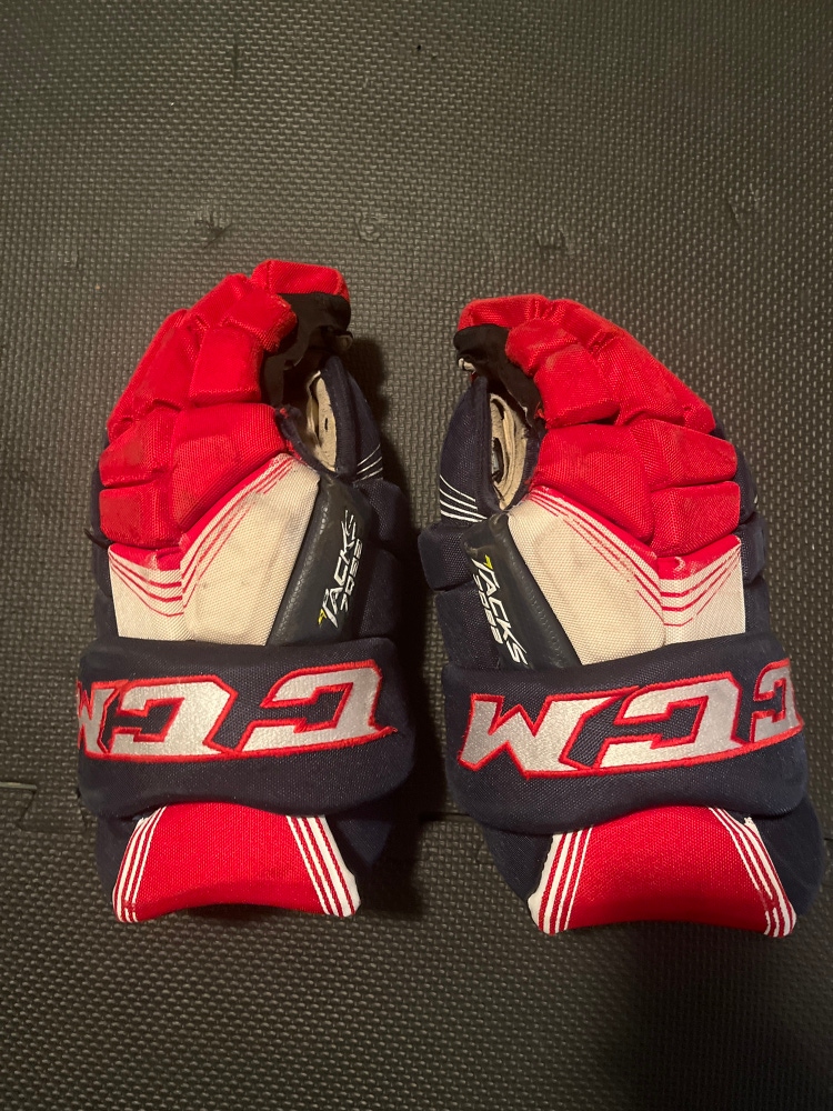 CCM 15" Tacks 7092 Gloves