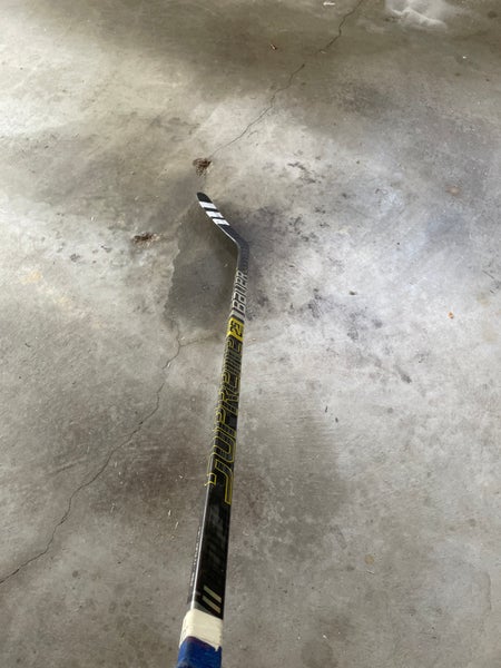 Senior Left Hand P88 Supreme 2S Pro Hockey Stick 77 Flex