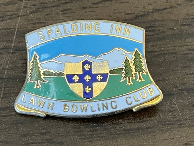 Spalding Inn Lawn Bowling Club WHITEFIELD, NEW HAMPSHIRE VINTAGE Lapel Hat Pin!