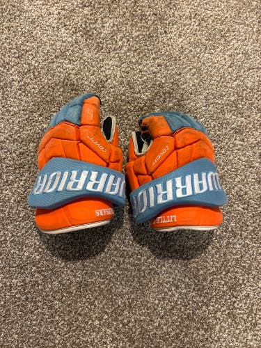 Used Warrior 15" Little Caesar’s Gloves