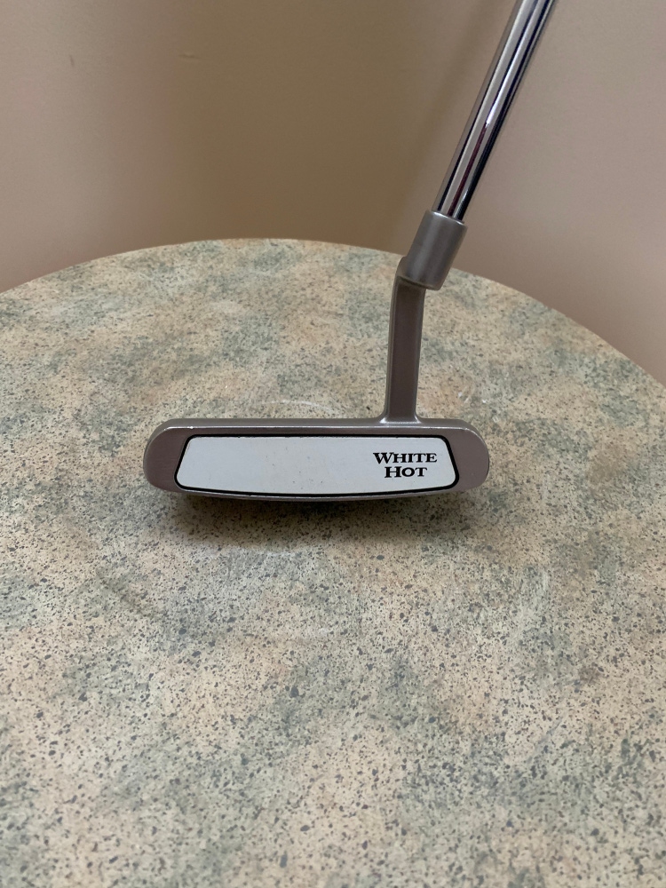 Odyssey White Hot XG Putter With Headcover