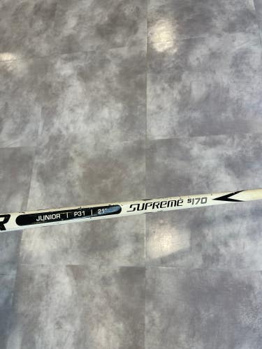 Used Junior Bauer Supreme S170 Regular Goalie Stick 21"