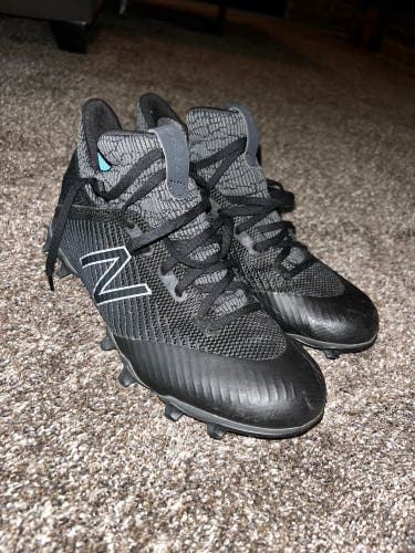New Balance Freeze Cleats Size 8.5