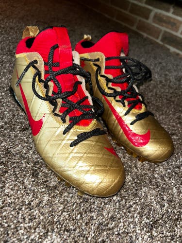 Custom Gold Men's Molded Nike Field general Cleats
