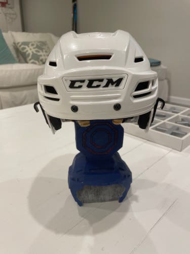 Used Medium CCM Tacks 710 Helmet