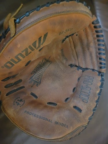 Mizuno GXC 91 Pro Scoop Cather’s Glove Mitt Professional Model RHT