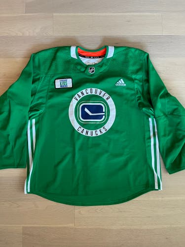 Vancouver Canucks Pro Return Practice Jersey - Size 58 - MIC