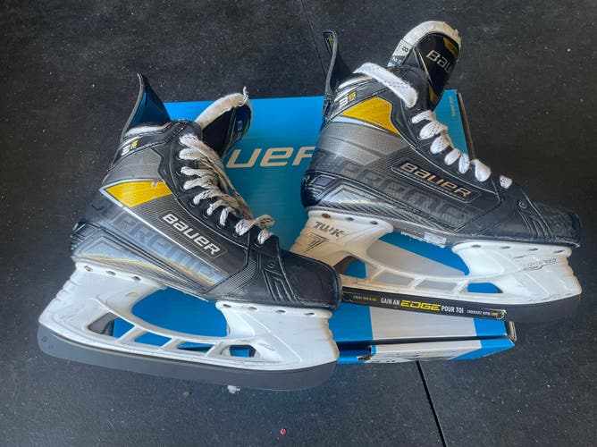 Used Bauer Size 8 Supreme 3S Pro Hockey Skates