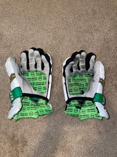 Maverick Max Lax gloves