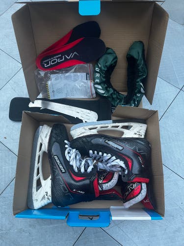 Used Bauer Size 7 Vapor 3X Pro Hockey Skates