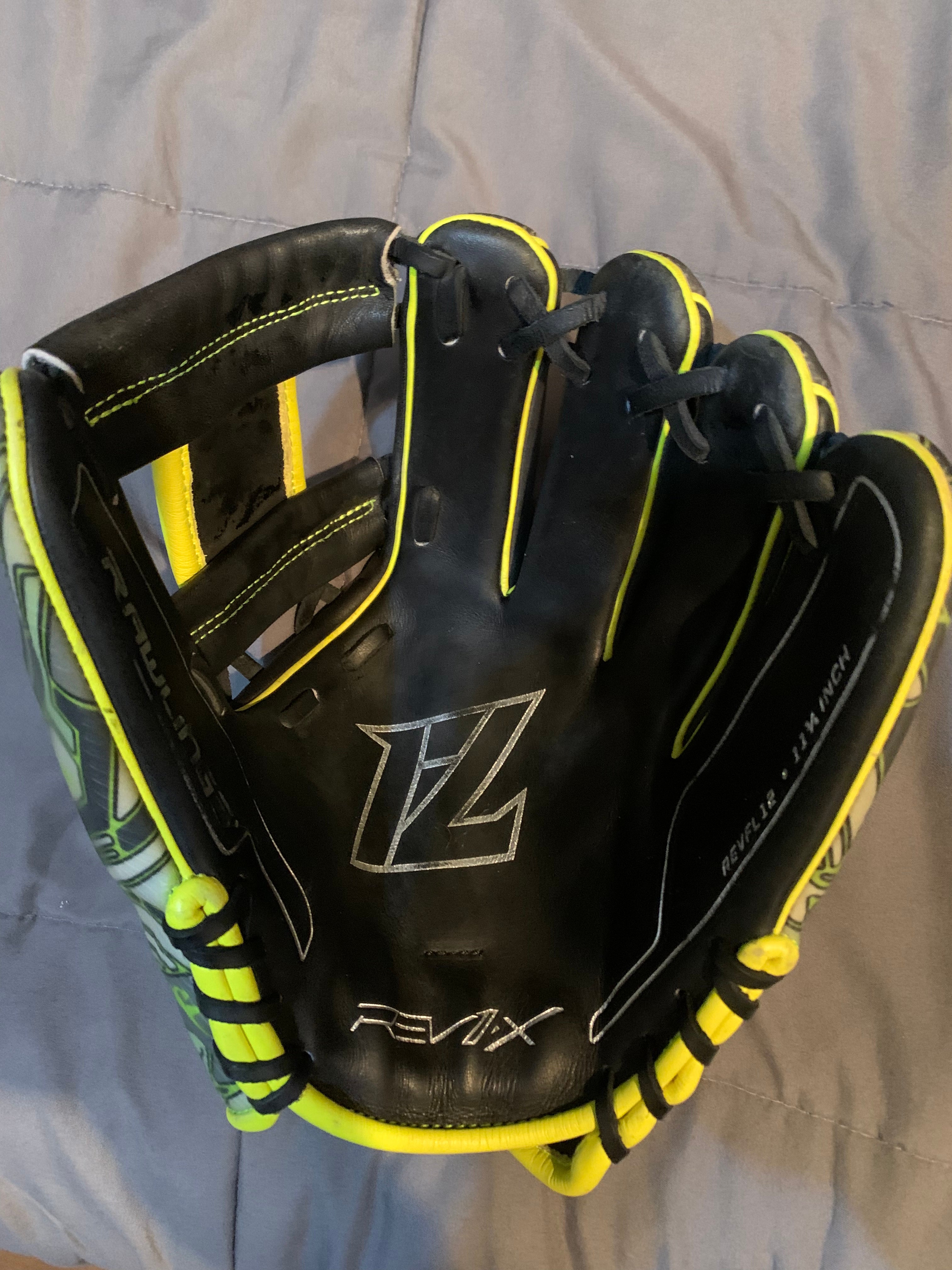 Rawlings REV1X 11.75 Infield Baseball Glove