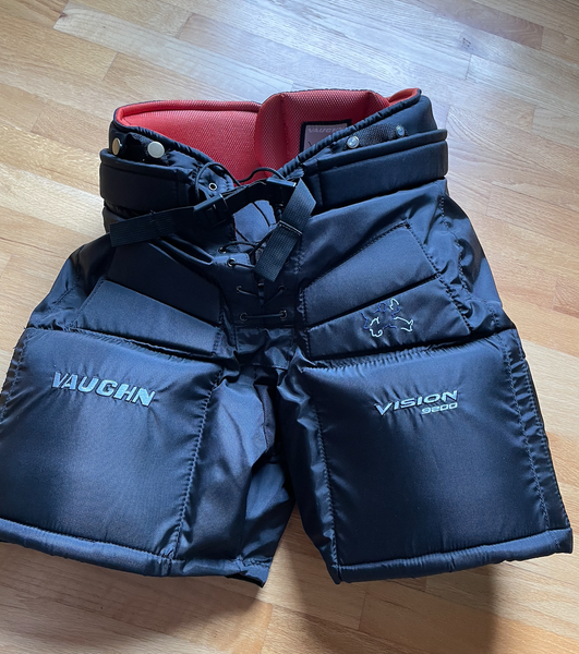 New Medium Vaughn Goalie Pants
