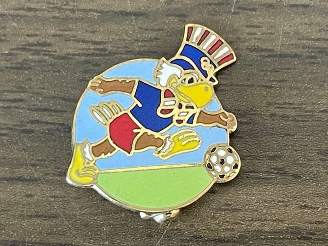 USA Soccer Sam the Eagle 1984 OLYMPIC GAMES LOS ANGELES VINTAGE Lapel Hat Pin!