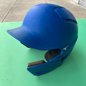 Used 6 1/2 - 7 1/2 Mizuno B6 Batting Helmet with Jaw guard