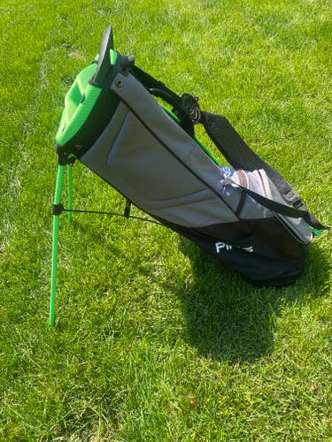 Used Ping Hoofer Prodi G Junior Stand Bag